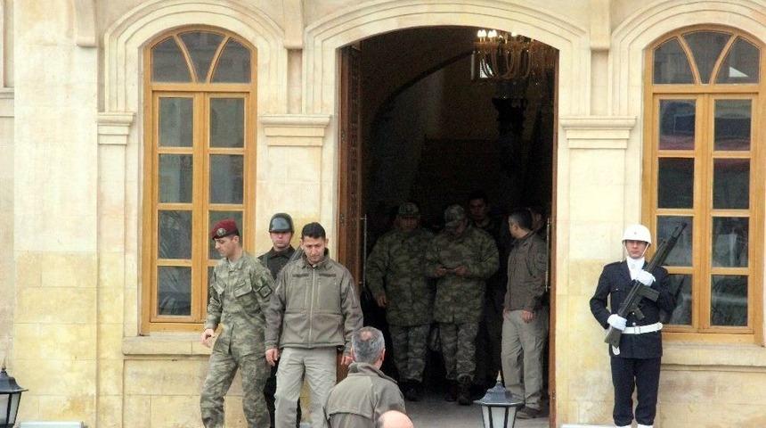 Genelkurmay Başkanı Akar Kilis Valiliğinden Ayrıldı