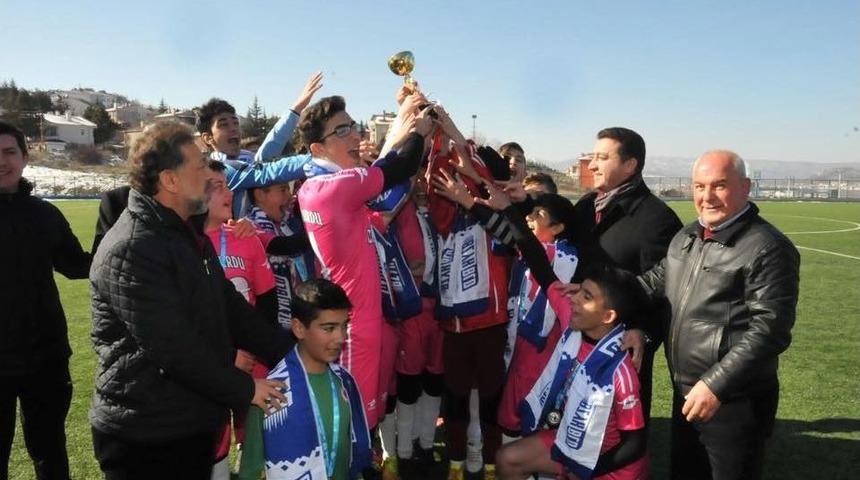 Belediye İdman Yurdu Spor Kul&uuml;b&uuml; İl Şampiyonu