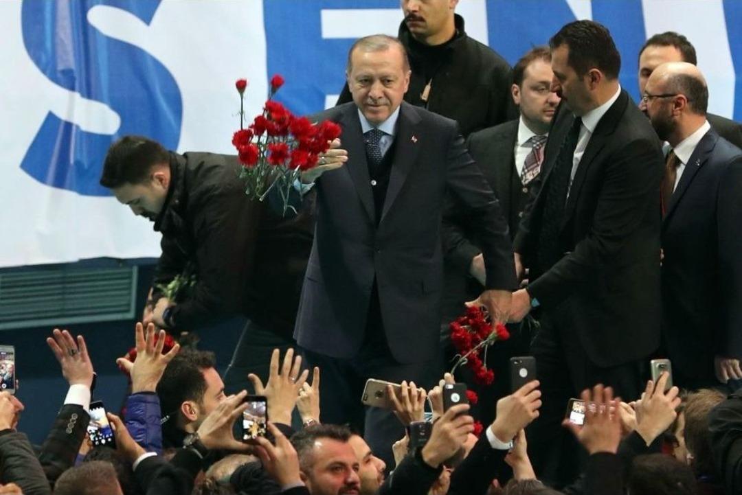 Cumhurbaşkanı Recep Tayyip Erdoğan&rsquo;a, "reis Bizi Afrin&rsquo;e G&ouml;t&uuml;r" Tezah&uuml;ratı