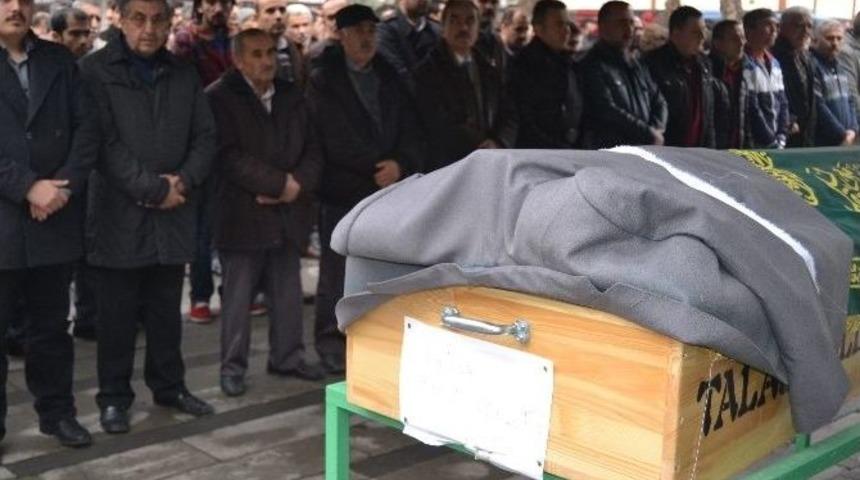 Trafik Kazasında Hayatını Kaybeden Şahıs Son Yolculuğuna Uğurlandı