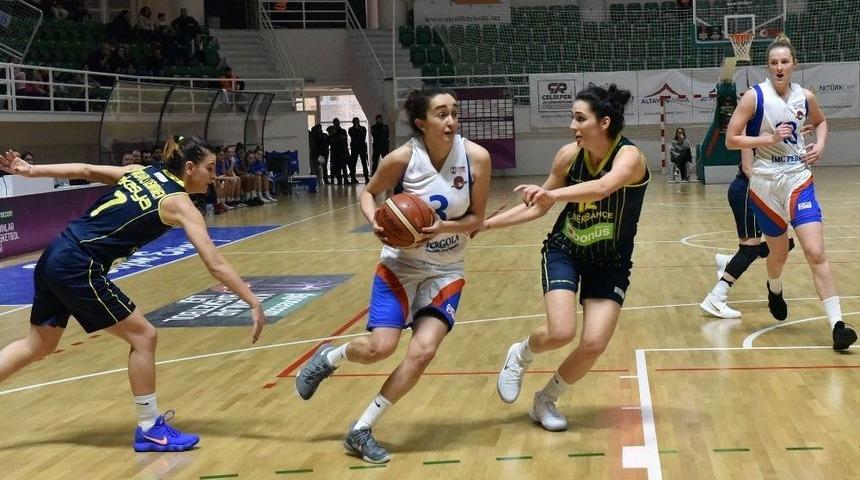 Bornova Becker, Fenerbah&ccedil;e Karşılaşmasından Mağlup Ayrıldı