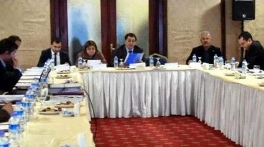 2. Osb M&uuml;teşebbis Heyeti Toplantısı Vali K&uuml;&ccedil;&uuml;k Başkanlığında Yapıldı