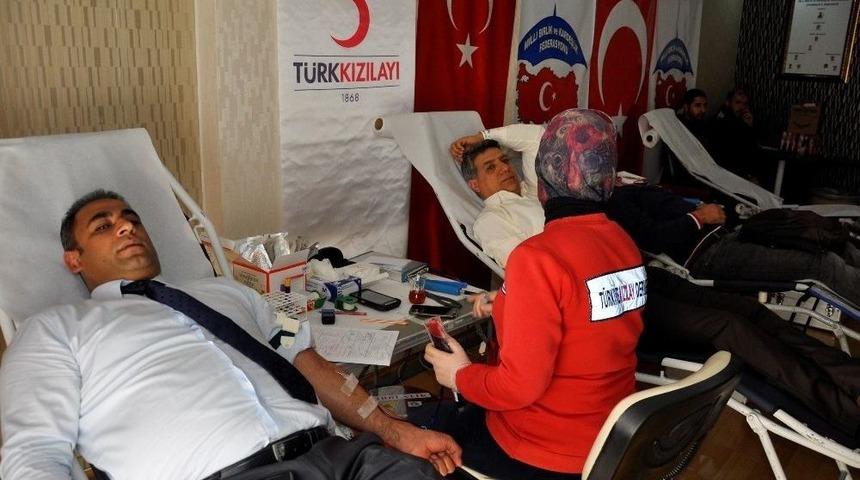 Diyarbakırlılardan Mehmet&ccedil;ik İ&ccedil;in Kan Bağışı