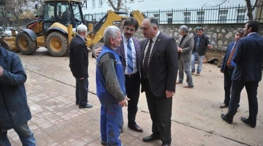 Orhangazi&rsquo;de Kaldırım &Ccedil;alışmaları