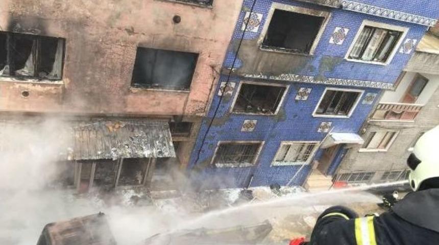 Bursa'da Doğalgaz Borusu Patladi, Alevler Metrelerce Y&uuml;kseldi (2)