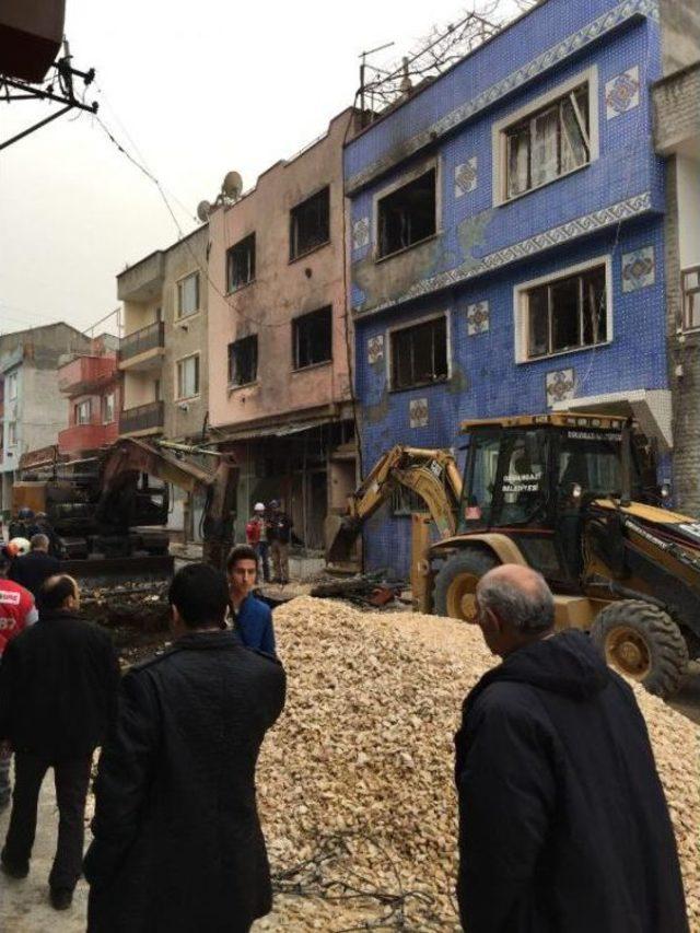 Bursa da Doğalgaz Borusu Patladi, Alevler Metrelerce Y&uuml;kseldi (2) 1