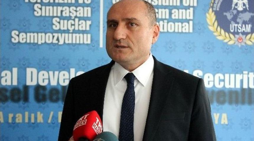 Başkan &Ccedil;olak: "polis Akademisi Kapanmıyor"