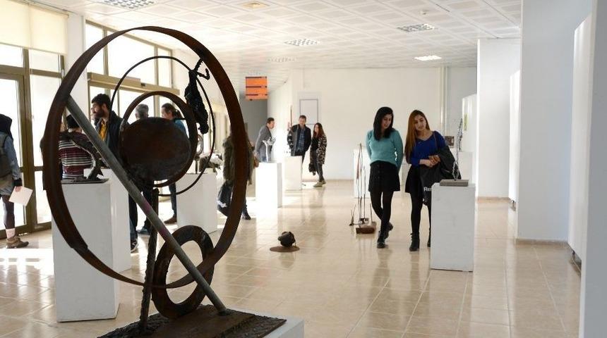 Meü’de Karma Metal Heykel Sergisi Açıldı