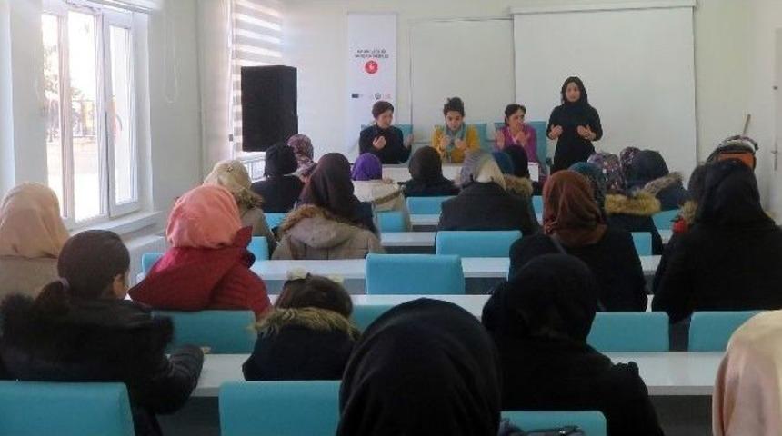 Mülteci Kadınlardan Afrin’deki Askerlere Dua