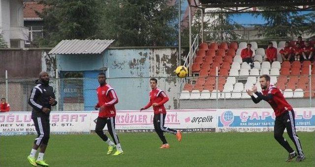 Kardemir Karabükspor, Rize’de Hazırlıklarını Sürdürüyor