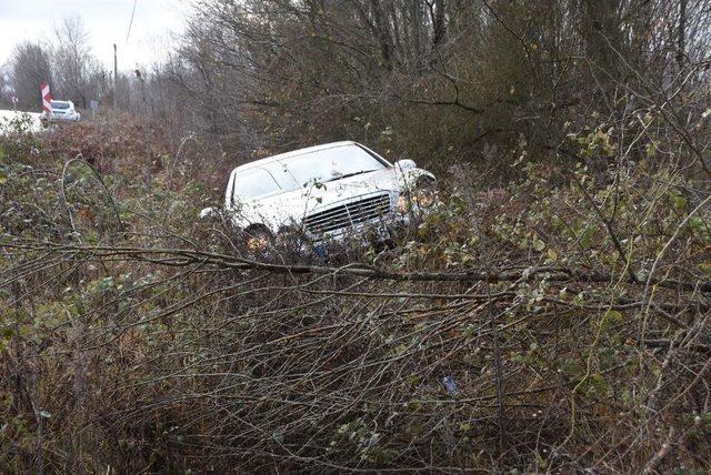 Sinop’ta Trafik Kazası: 2 Yaralı