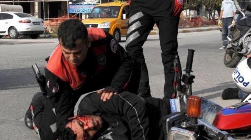 Komiseri Yaralayip Ka&ccedil;ti, Boynundan Vuruldu