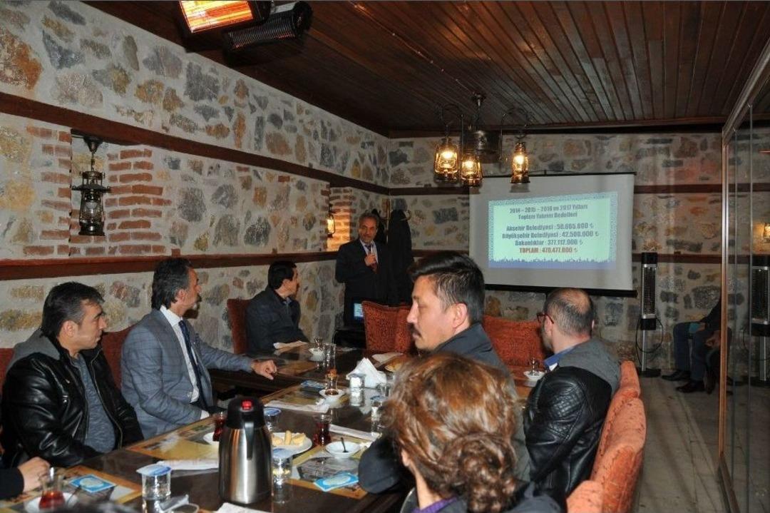 Başkan Akkaya Esnafla İstişare Toplantında Bir Araya Geldi