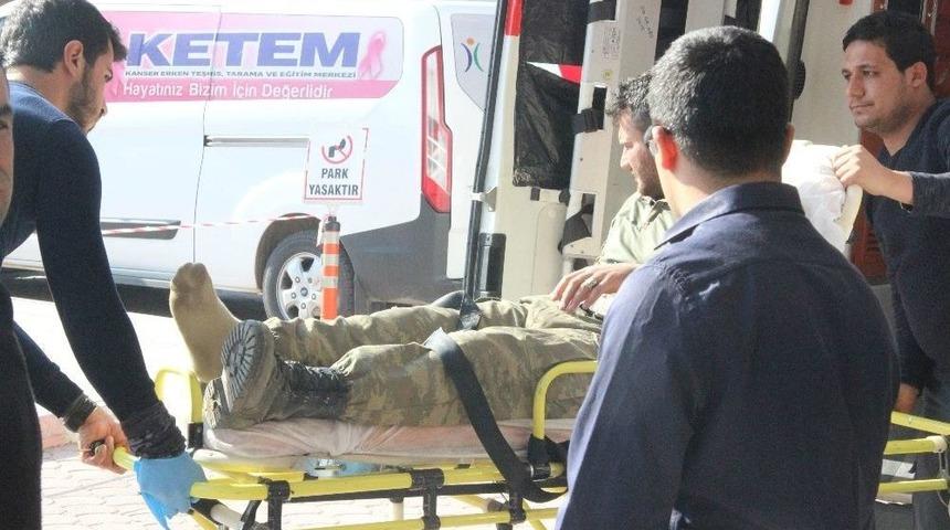 &Ccedil;atışmalarda Yaralanan 8 &Ouml;so İle 2 T&uuml;rk Askeri Kilis&rsquo;e Getirildi