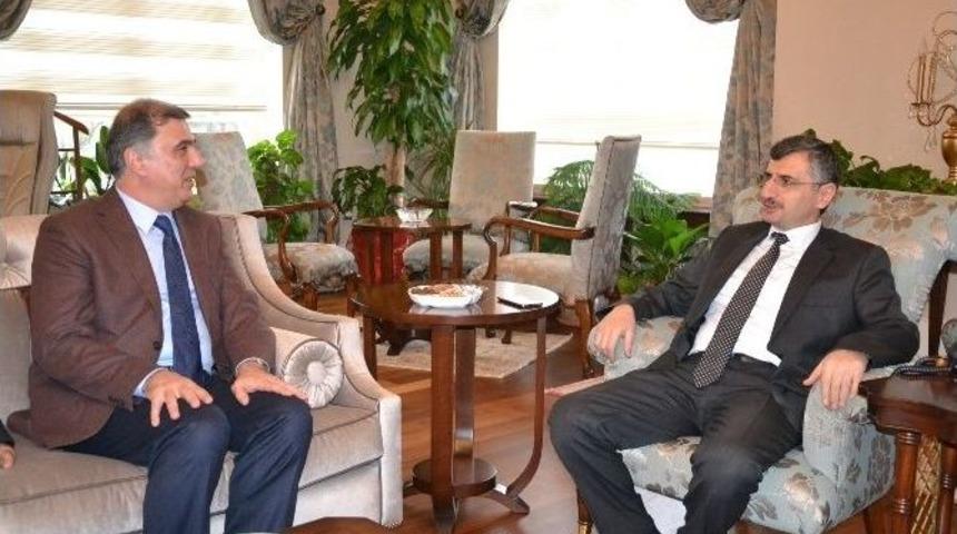 Vali Bektaş&rsquo;tan Saray-ı Amire Yorumu: