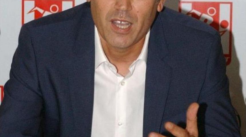 Balikesirspor'da &Ouml;zdeş İddiali: "^fenerbah&ccedil;e Yeni Başlangi&ccedil;"