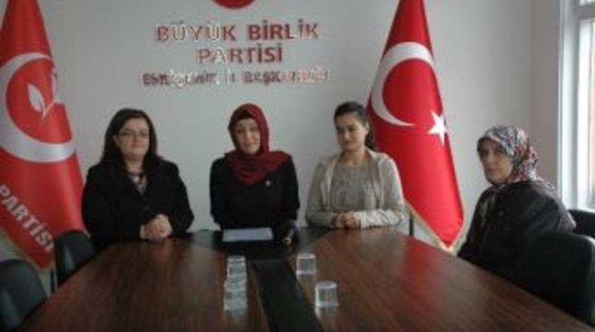 T&uuml;rk Kadınına Se&ccedil;me Ve Se&ccedil;ilme Hakkının Verilişinin 80. Yıl D&ouml;n&uuml;m&uuml;