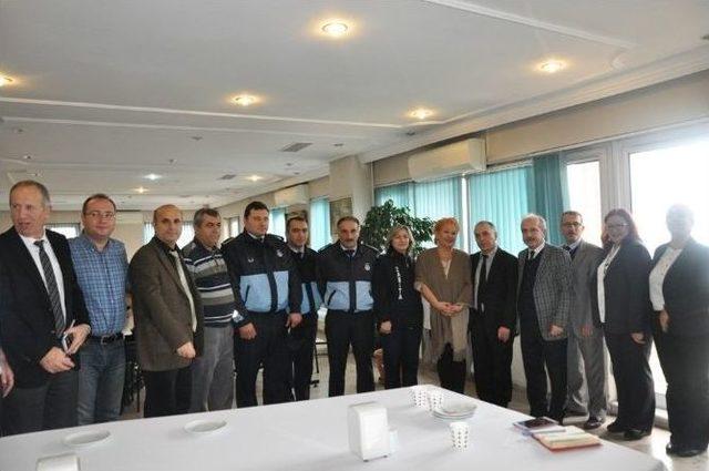 Zonguldak Belediyesi’nde Yerel Yönetimlerde İletişim Konusu Üzerine Eğitim Semineri Verildi