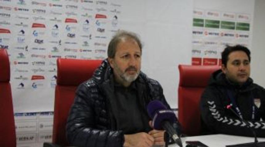 Taşkın: &ldquo;kaybettiğimiz İ&ccedil;in &Uuml;zg&uuml;n&uuml;m&rdquo;