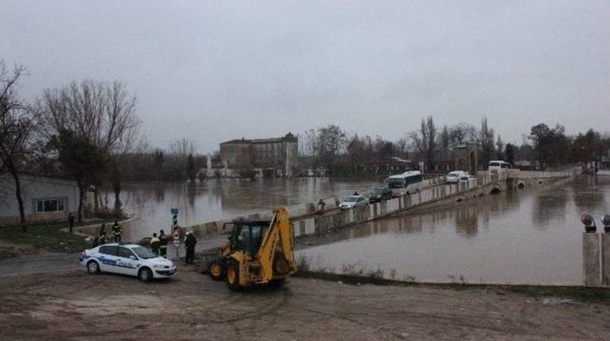 Edirne Valiliği&rsquo;nden Taşkın Uyarısı
