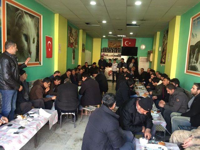 Kaymakam Dundar, Esnafla Bir Araya Geldi 2