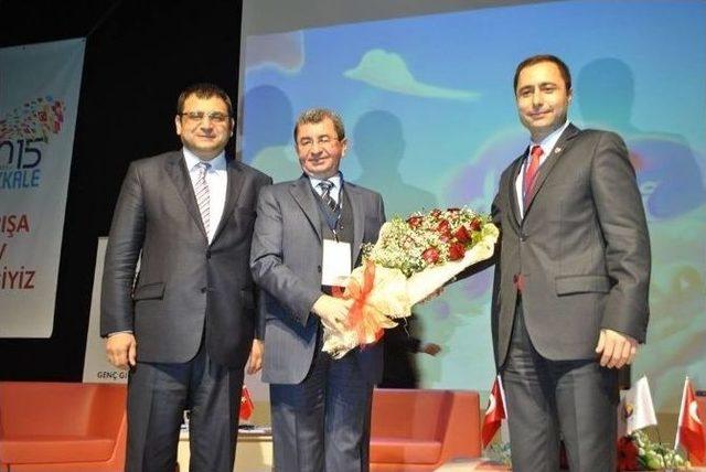 Herkes Birbirine Plaket Verince Sahne Karıştı 1