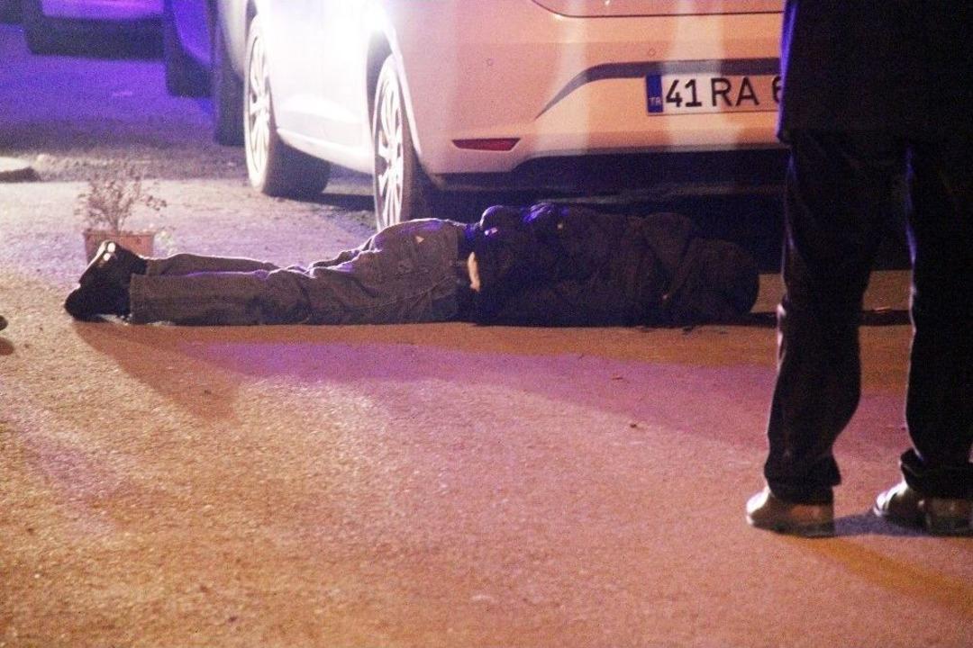 Kocaeli&rsquo;de Sokak Ortasında Pompalı Dehşeti: 1 &Ouml;l&uuml;