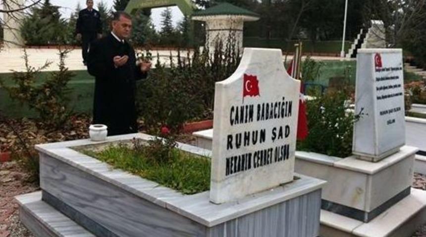 Emniyet M&uuml;d&uuml;r&uuml; Ayg&uuml;n Şehitliği Ziyaret Etti