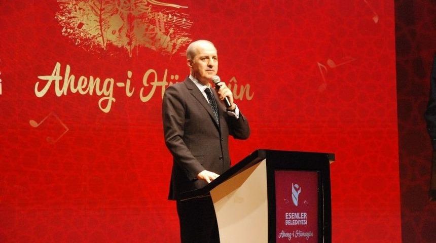 Bakan Kurtulmuş &lsquo;aheng-i H&uuml;may&ucirc;n&rsquo; Alb&uuml;m&uuml;n&uuml;n Gala Gecesine Katıldı