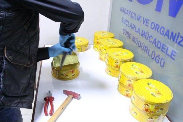 Bal Kutulari İçinde 4 Kilo 161 Gram Eroin Ele Geçirildi