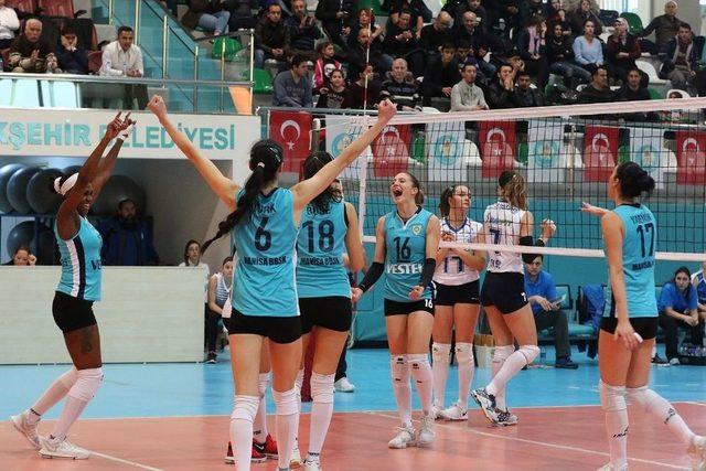 Manisa Bbsk 2-3 Sarıyer Belediyespor