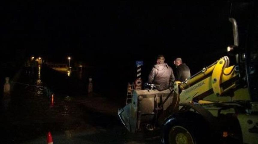 Tunca Ve Meri&ccedil; Nehri Taşti, Ekili Alanlar Ve &Ccedil;ay Bah&ccedil;eleri Su Altinda (5)