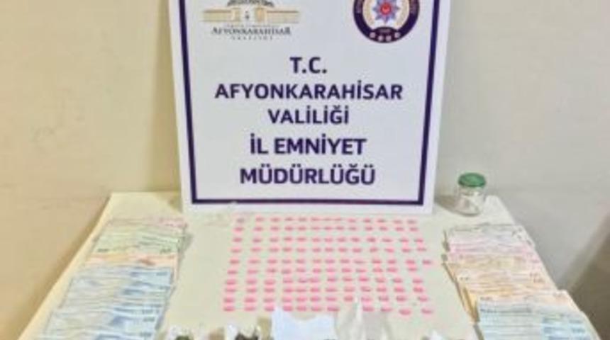 Uyuşturucu Satıcılarına Polis Baskını