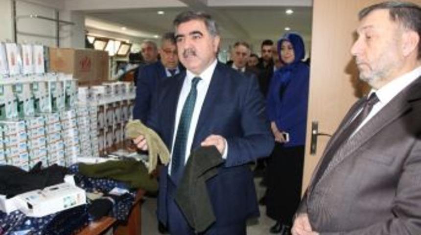 Belediye İle Hayatcan’dan ‘mehmetçiğimiz Üşümesin’ Diye Kampanya