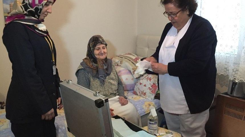 (&ouml;zel Haber) Evde Bakım Projesiyle Sağlık Hizmetleri Kapılarına Geliyor