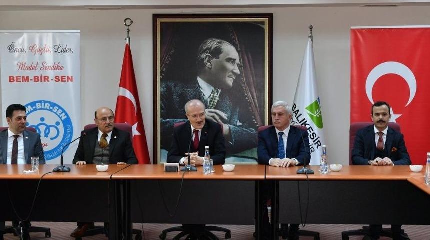 Balıkesir B&uuml;y&uuml;kşehirden &Ccedil;alışanlara Zam M&uuml;jdesi