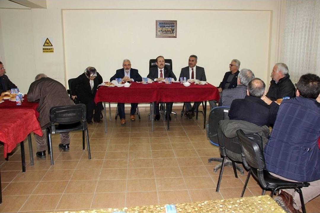 Vali Ali Hamza Pehlivan, İl &Ouml;zel İdaresi Personeliyle Bir Araya Geldi