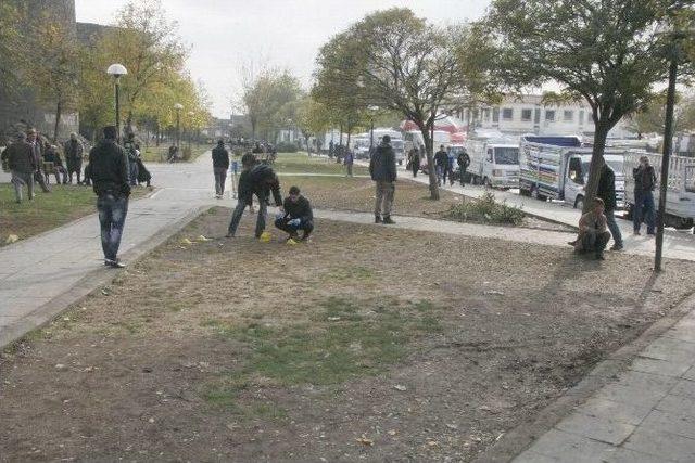 Diyarbakır&rsquo;da Silahlı Kavga: 1 Yaralı 2