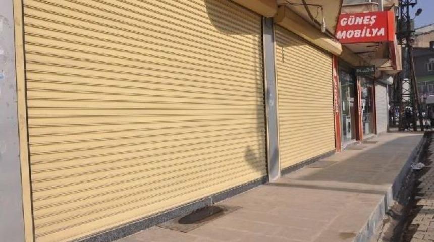 Y&uuml;ksekova'da Kepenkler A&ccedil;ilmadi