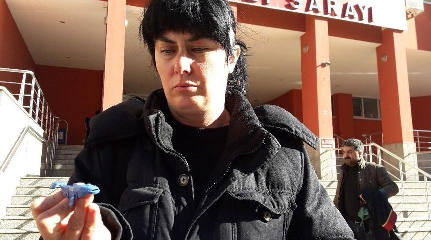 S&uuml;rpriz Yumurtadan &rsquo;mavi Balina&rsquo; &Ccedil;ıkınca Soluğu Adliyede Aldı