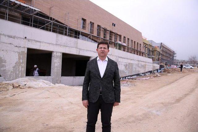 Başkan Subaşıoğlu, Ödüllü Projenin İnşaatını İnceledi