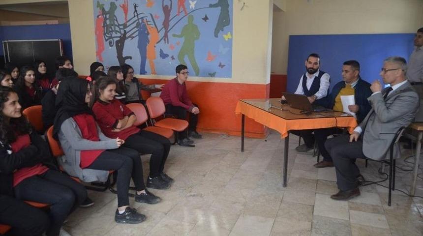 Selendi&rsquo;de &Ouml;ğrencilere Sigaranın Zararları Anlatıldı
