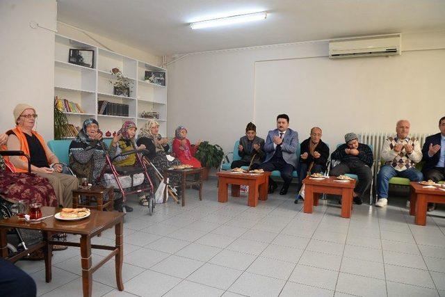 Başkan Avcı Yaşlıları Ziyaret Etti 1