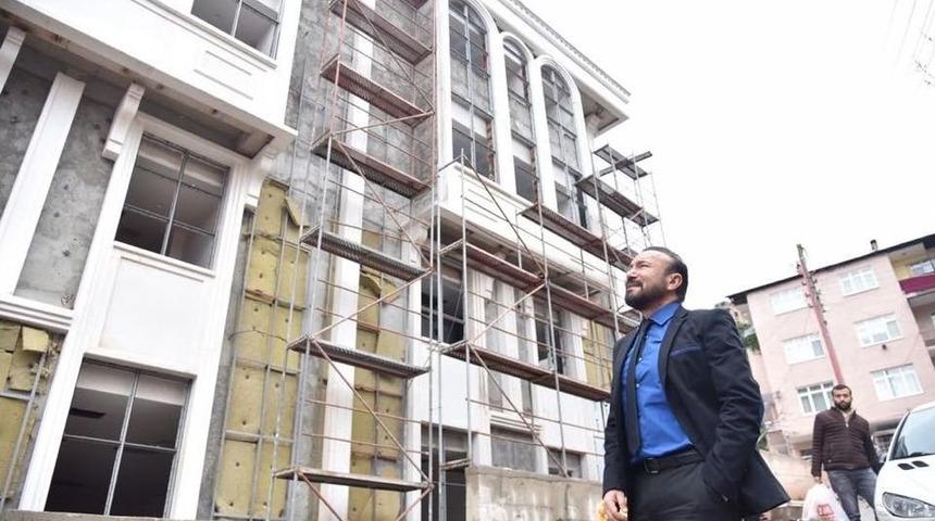 Başkan Doğan, Yapımı Devam Eden K&uuml;lt&uuml;r Merkezinde İncelemelerde Bulundu