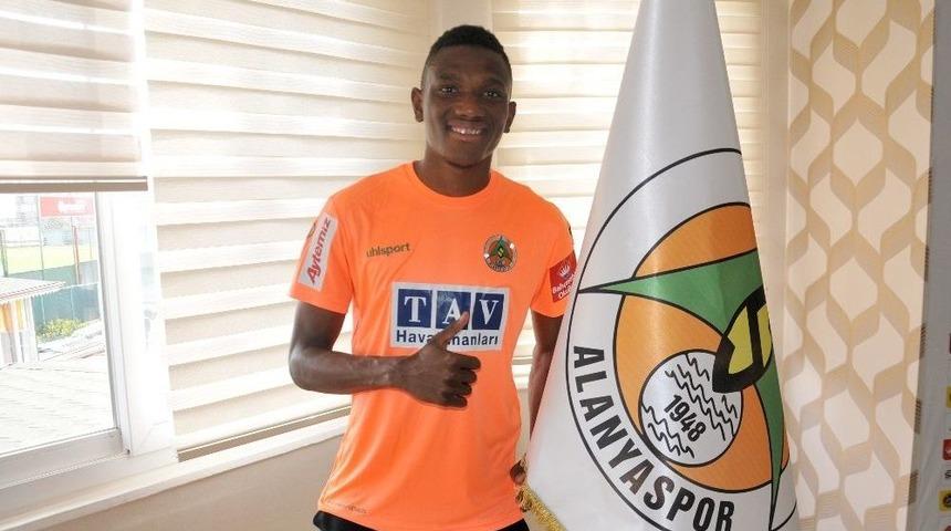 Alanyaspor, Fofana İle S&ouml;zleşme Yeniledi