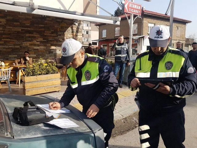 Bartın’da Okul Önlerinde Güvenlik Uygulaması