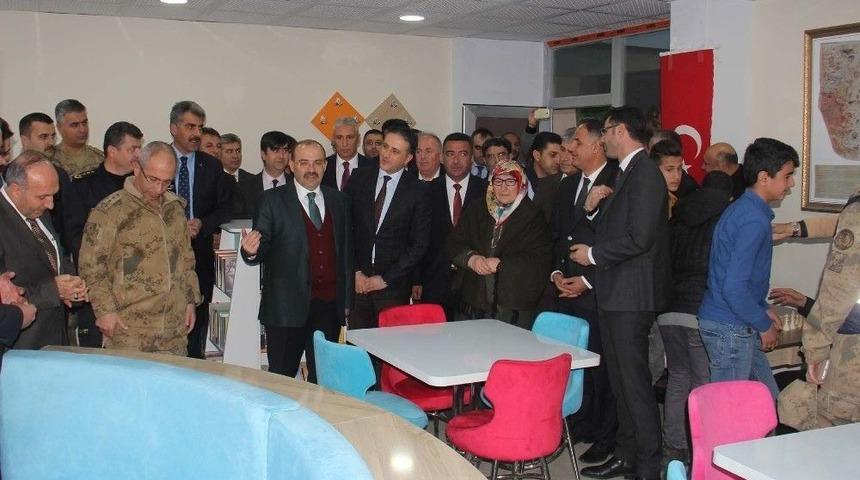 Şehit Budak’ın İsmi Kütüphaneye Verildi