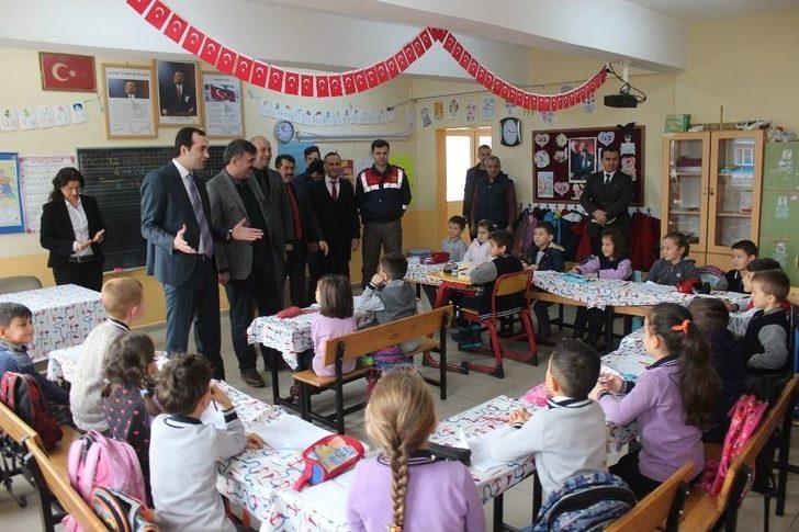 Öğrencilere Satranç Takımı G4