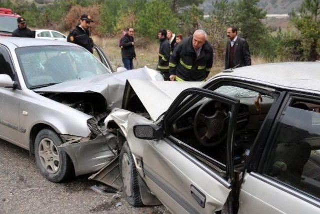 Doğum Yolunda Kaza: 6 Yarali