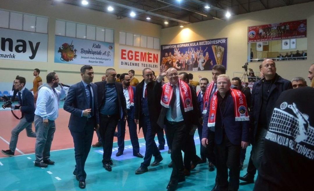 Efeler Ligi: Jeopark Kula Belediyespor: - Fenerbah&ccedil;e: 3